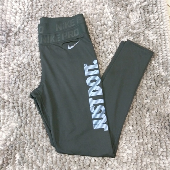 Nike Pants - Nike Pro  leggings